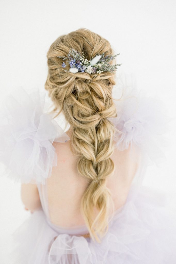 dried-flower-hairpiece-thick-braid